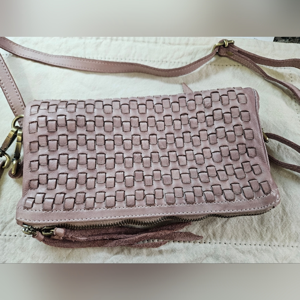Sundance Woven Leather Crossbody Bag in Dusty Pink